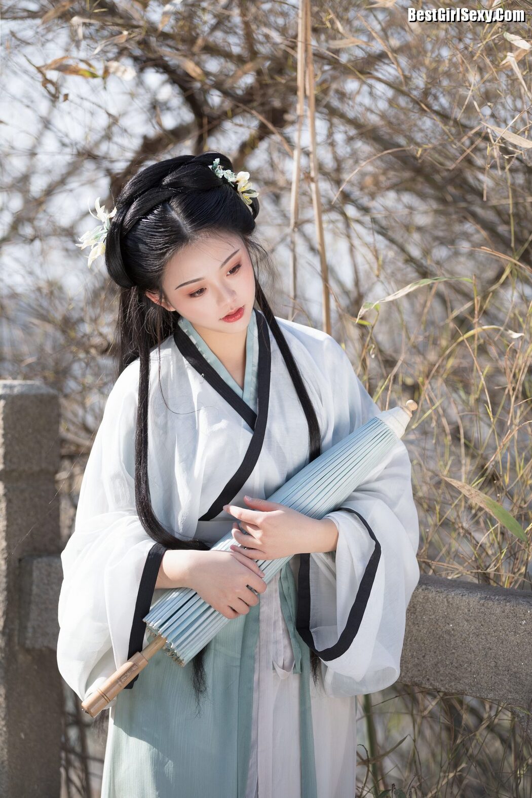 YiTuYu艺图语 Vol.4124 Xiao Jin