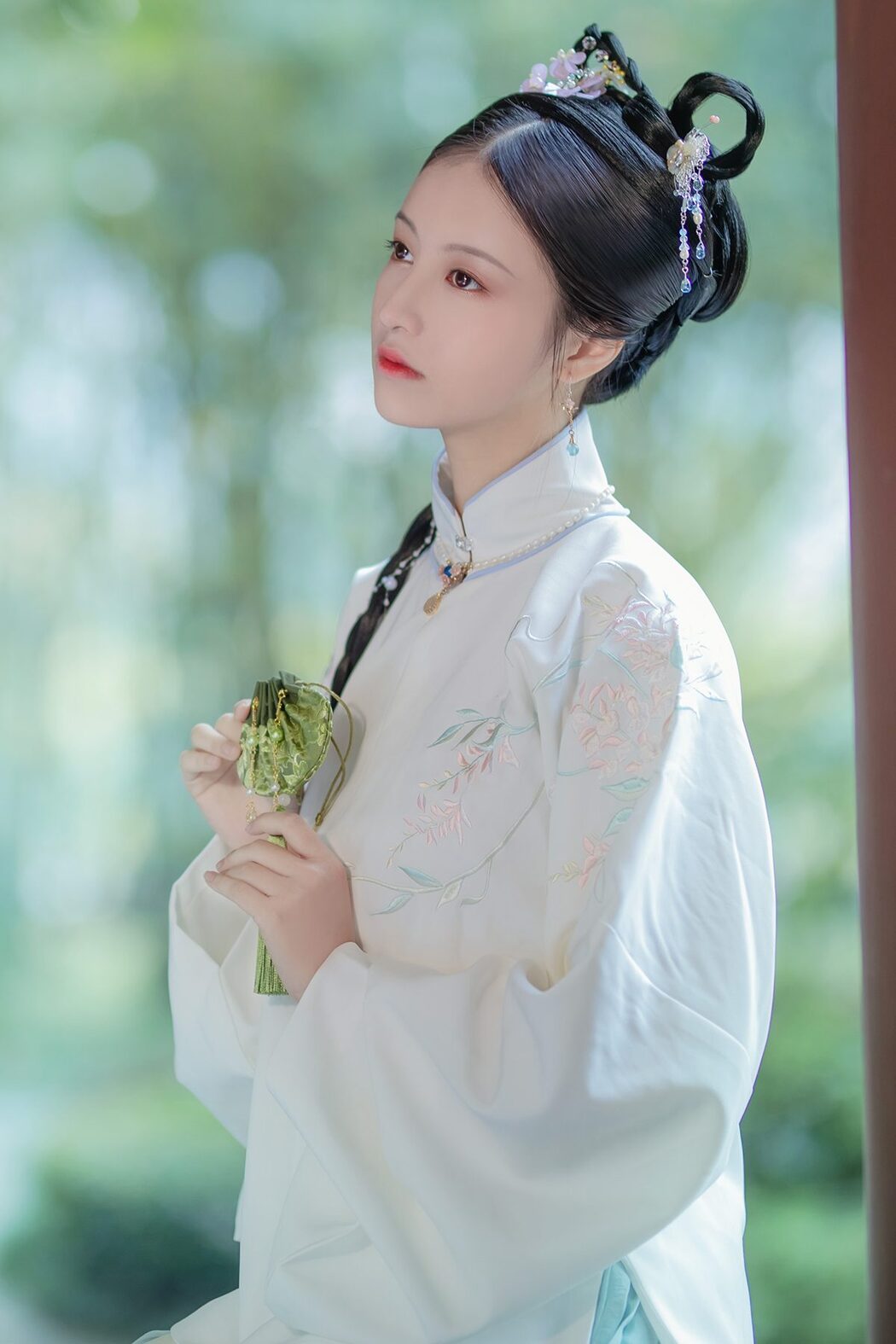 YiTuYu艺图语 Vol.4113 Pei Pei Cover Photo