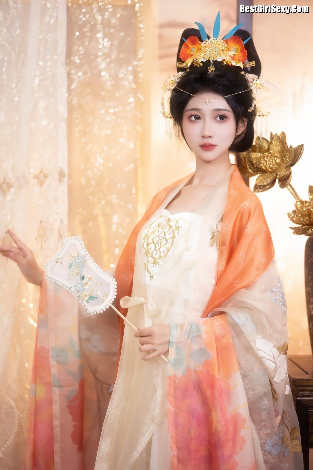 YiTuYu艺图语 Vol.4005 Qi Luo Sheng De Xiao Su Su