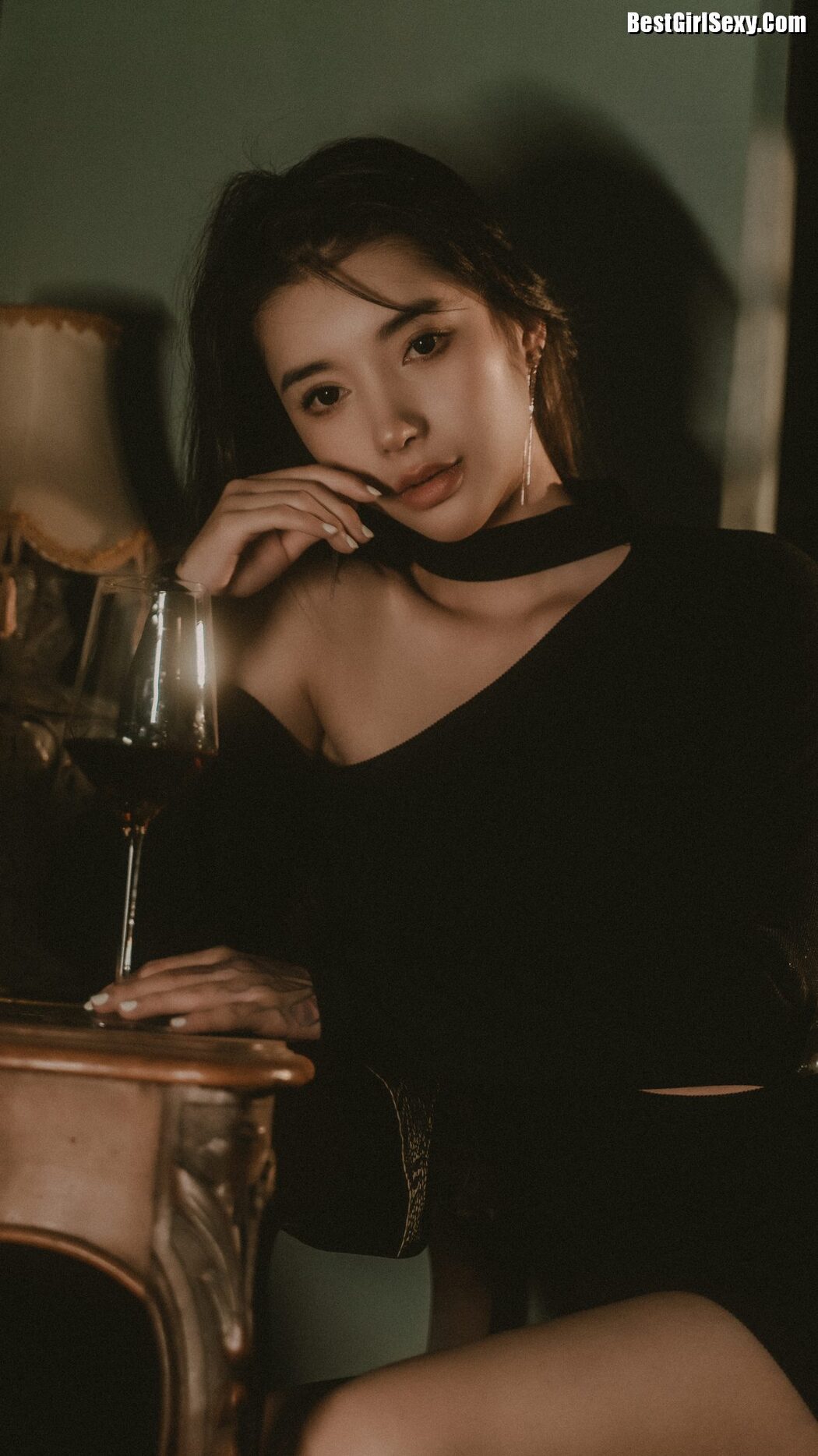 YiTuYu艺图语 Vol.4024 Yue Yue