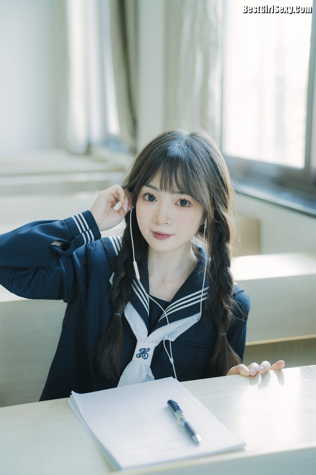 YiTuYu艺图语 Vol.4014 Zhi Zhi