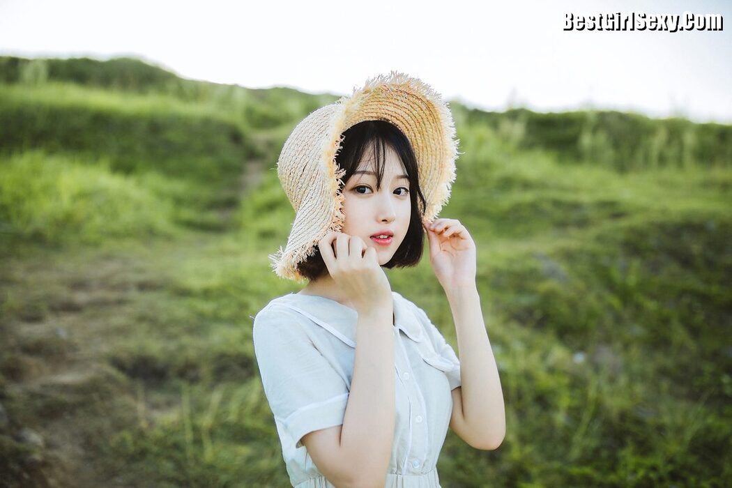 YiTuYu艺图语 Vol.4076 Si Yue Qing Xia