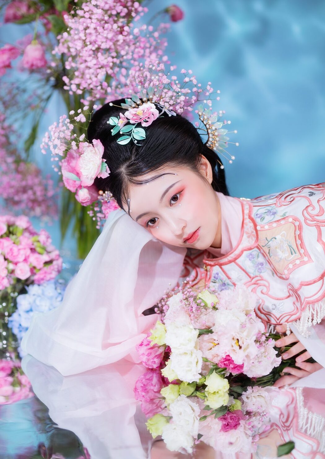 YiTuYu艺图语 Vol.4153 Pei Pei