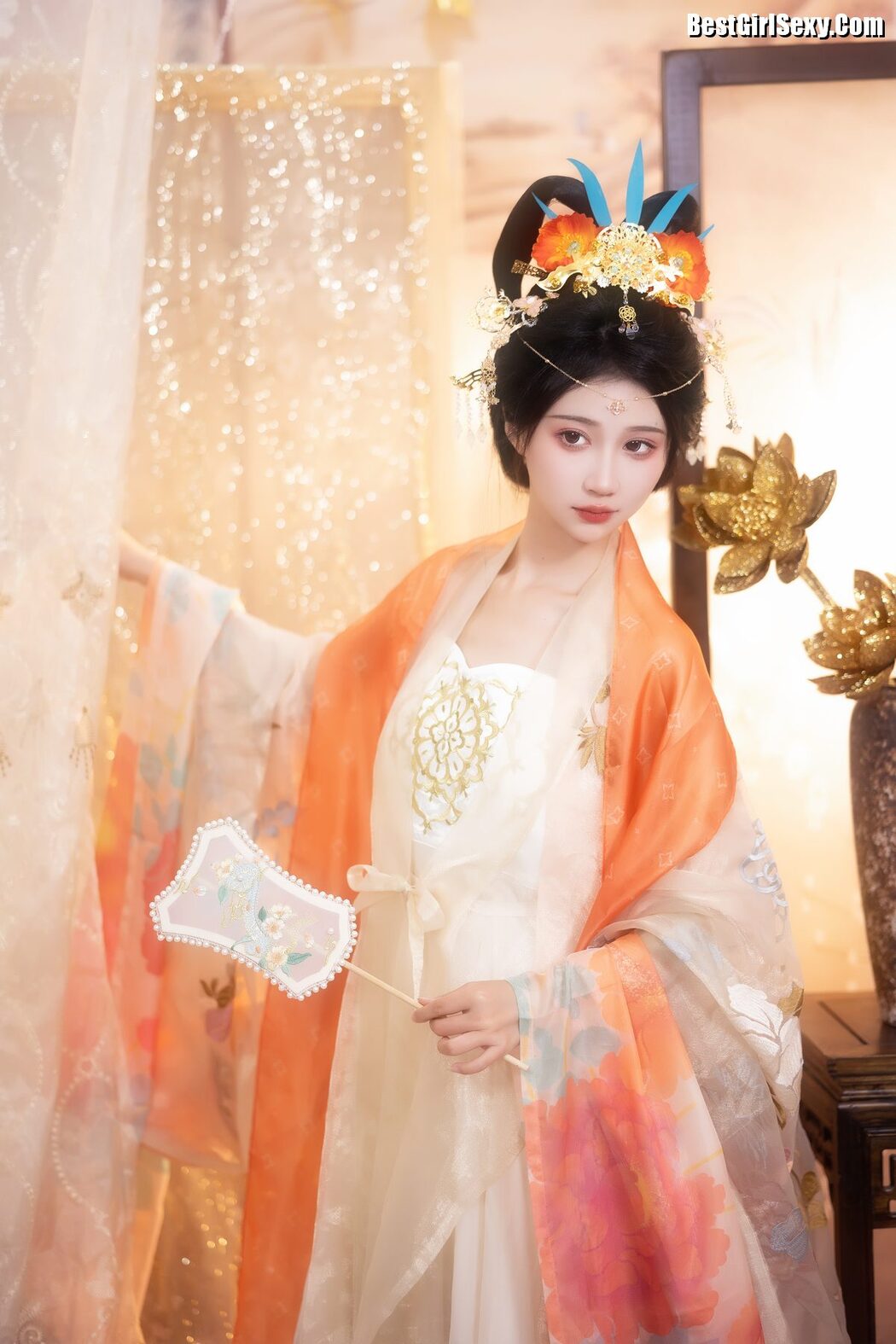 YiTuYu艺图语 Vol.4005 Qi Luo Sheng De Xiao Su Su