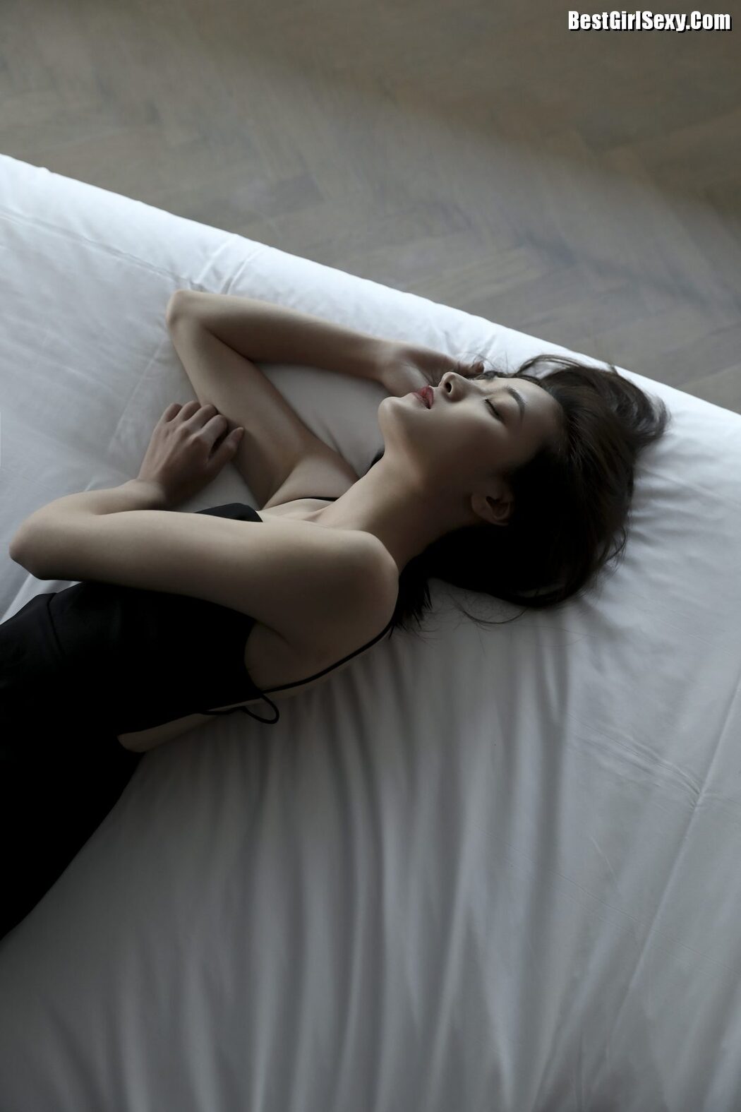 YiTuYu艺图语 Vol.4120 Zhou Xu Xu