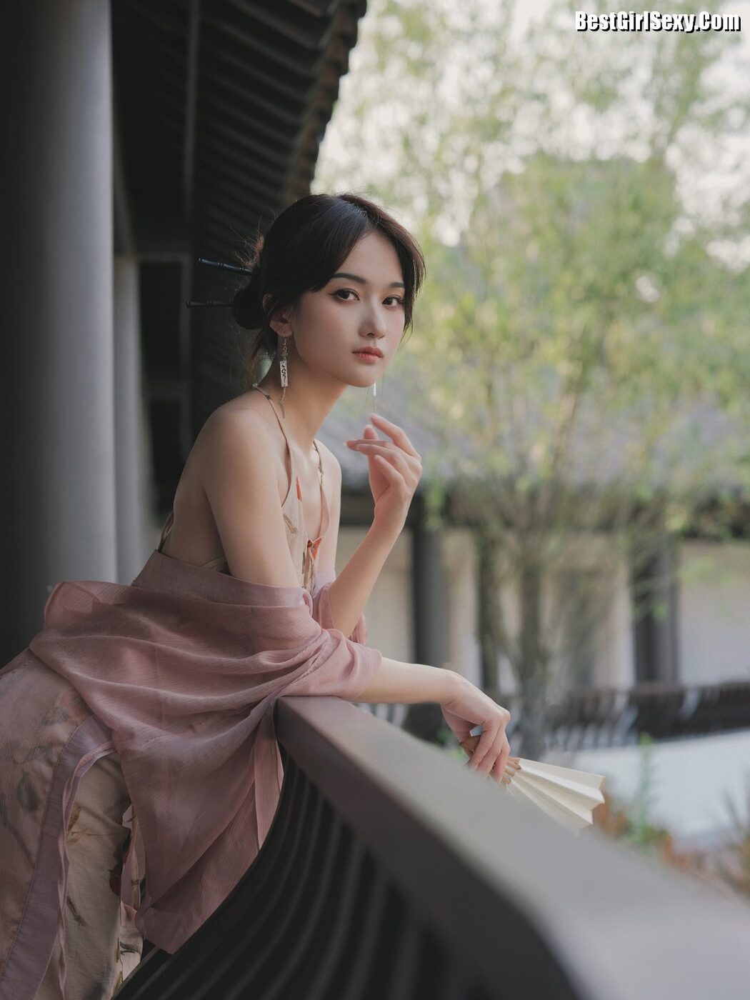 YiTuYu艺图语 Vol.4127 Da Wai Wai Ge