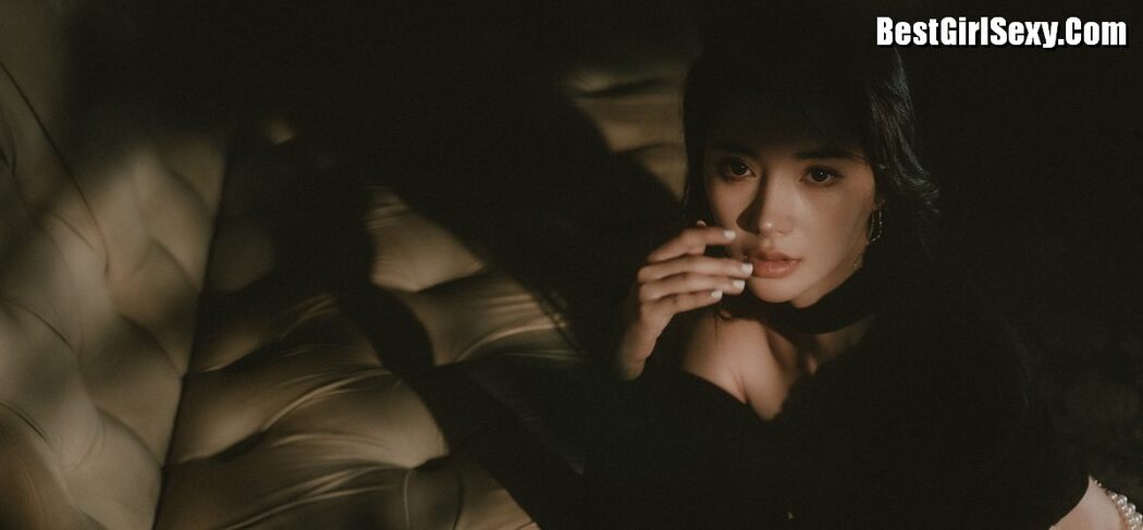 YiTuYu艺图语 Vol.4024 Yue Yue