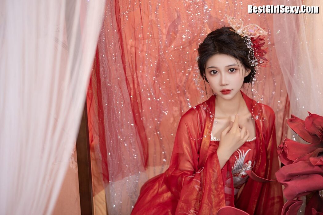 YiTuYu艺图语 Vol.4129 Qi Luo Sheng De Xiao Su Su