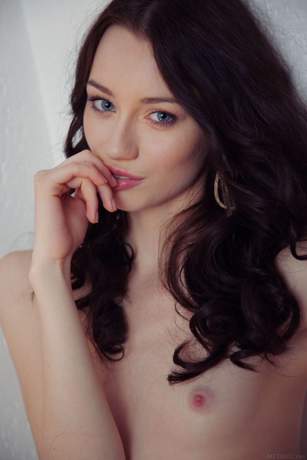 MetArt Zsanett Tormay – Liyoma Part1