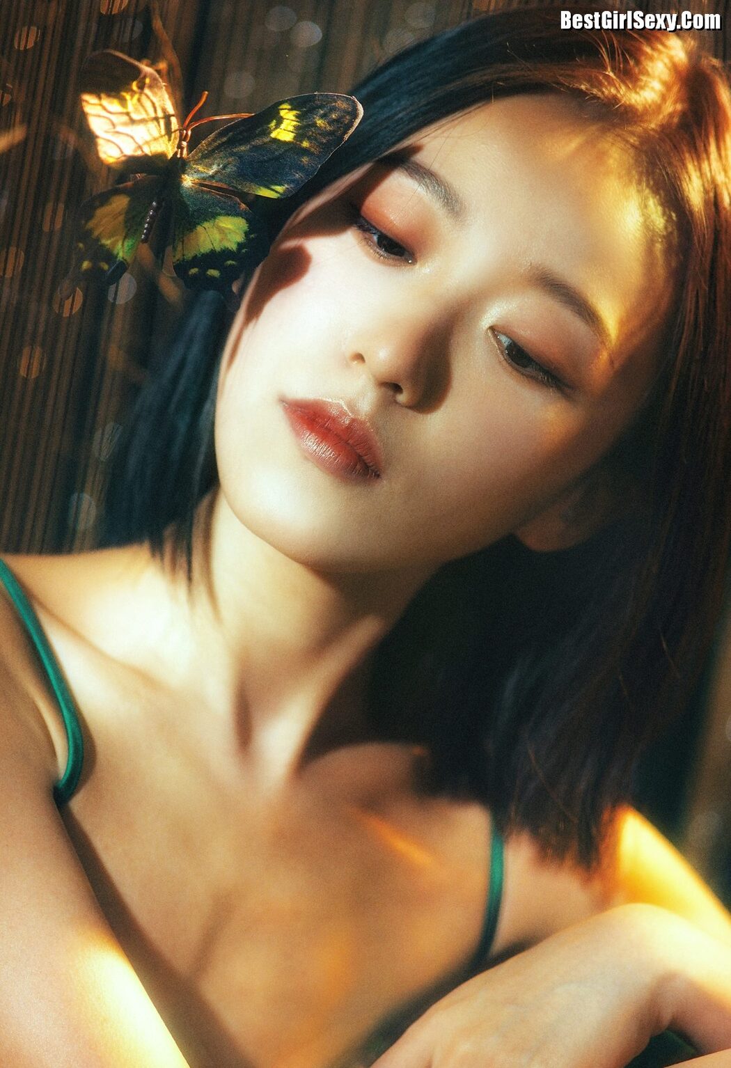 YiTuYu艺图语 Vol.4037 Mo Mo