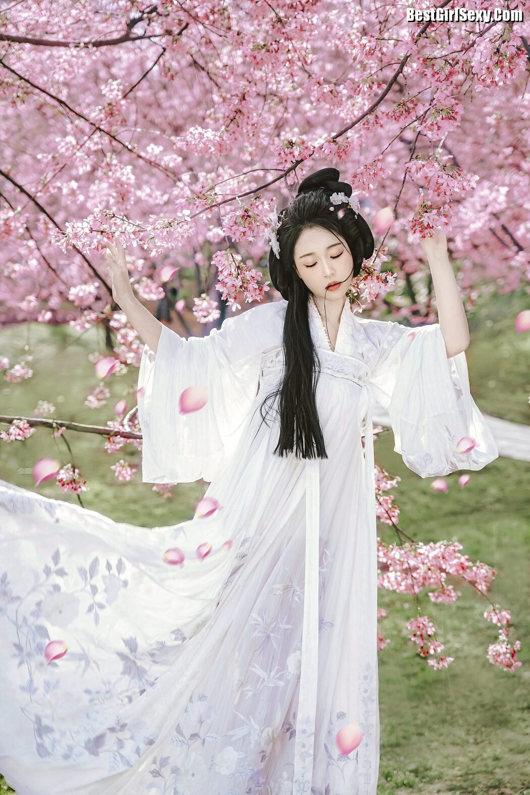 YiTuYu艺图语 Vol.4017 Miao Cui Jiao