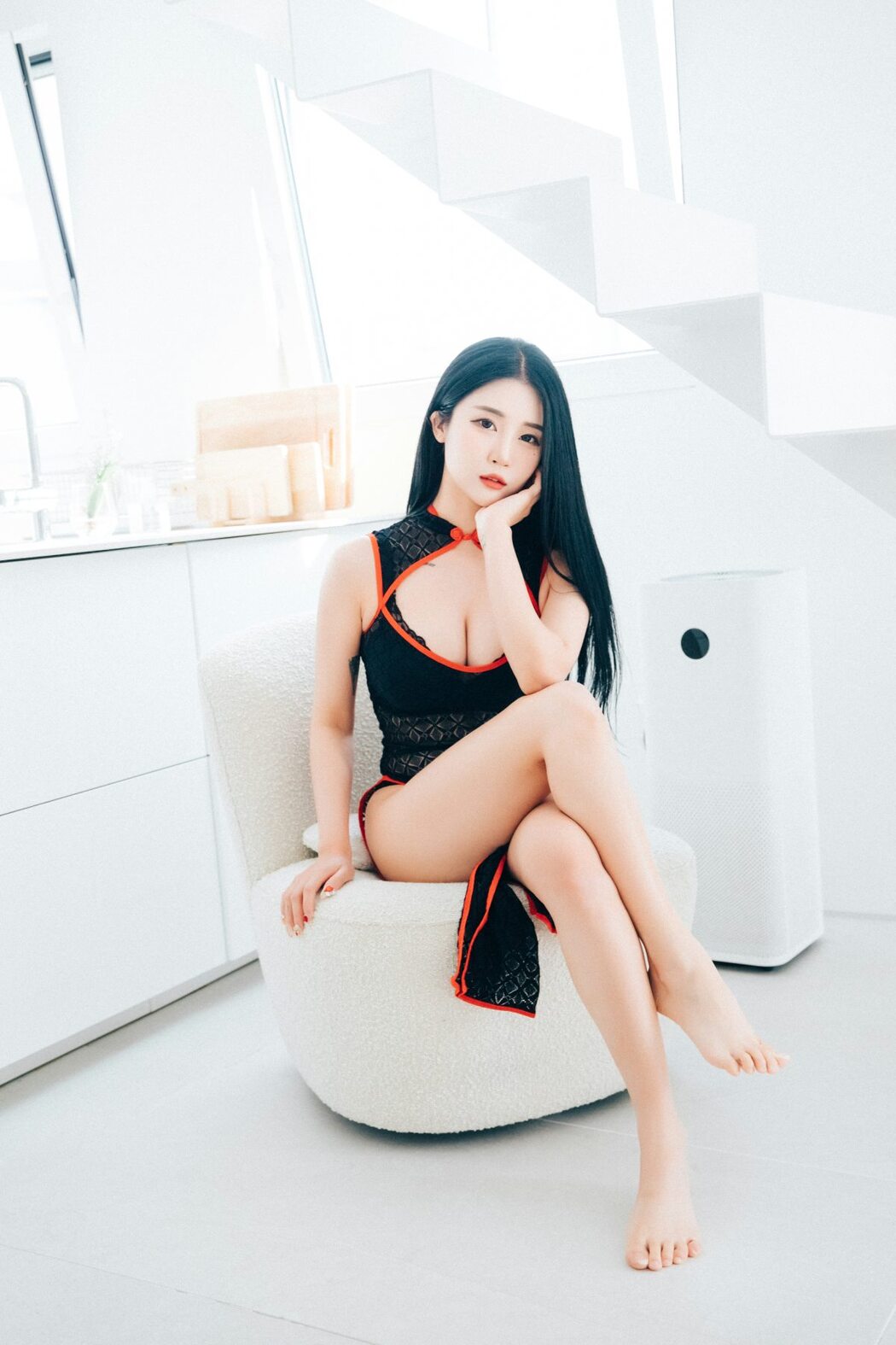 Loozy Bomi 보미 – The Undress