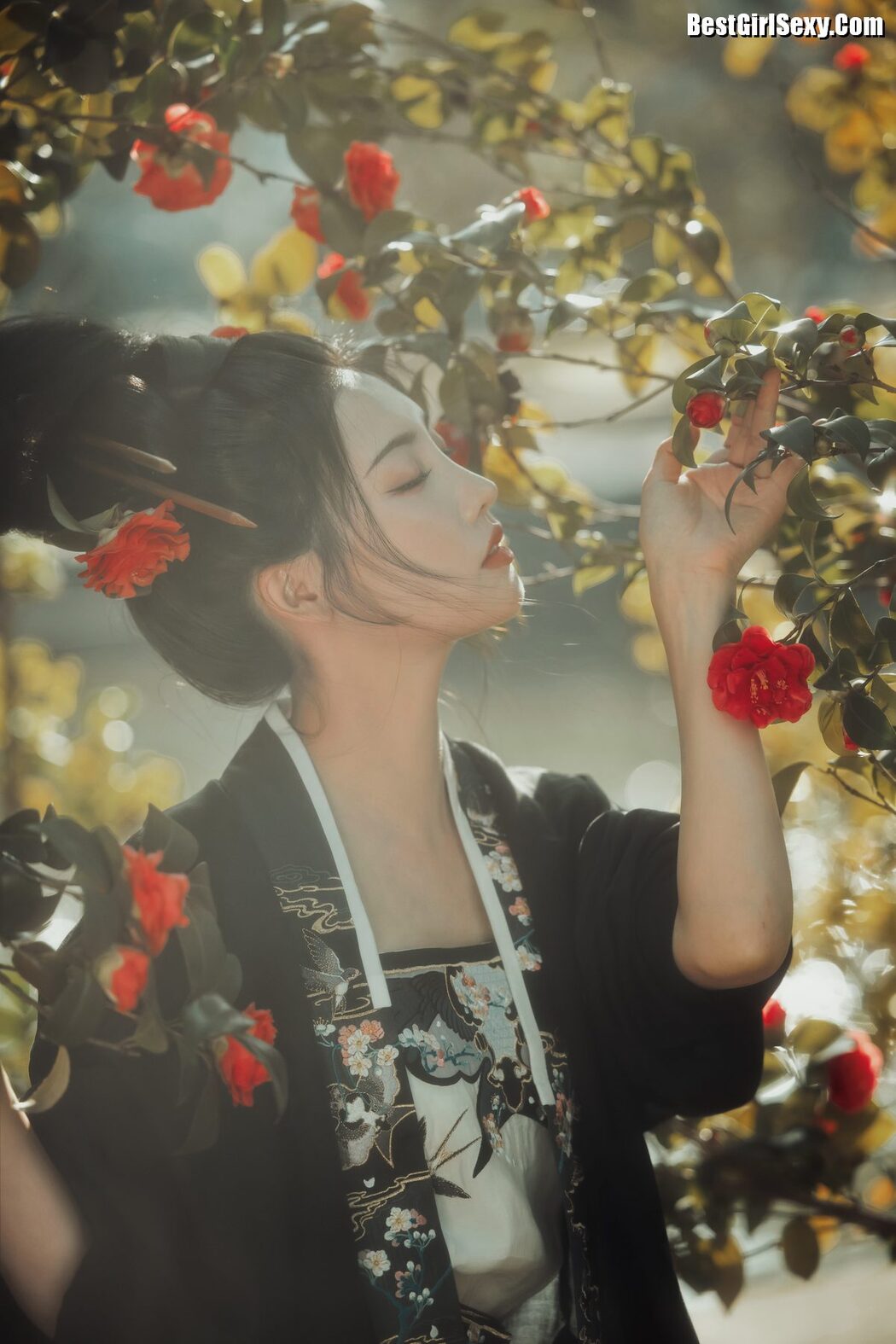 YiTuYu艺图语 Vol.4004 Su Su