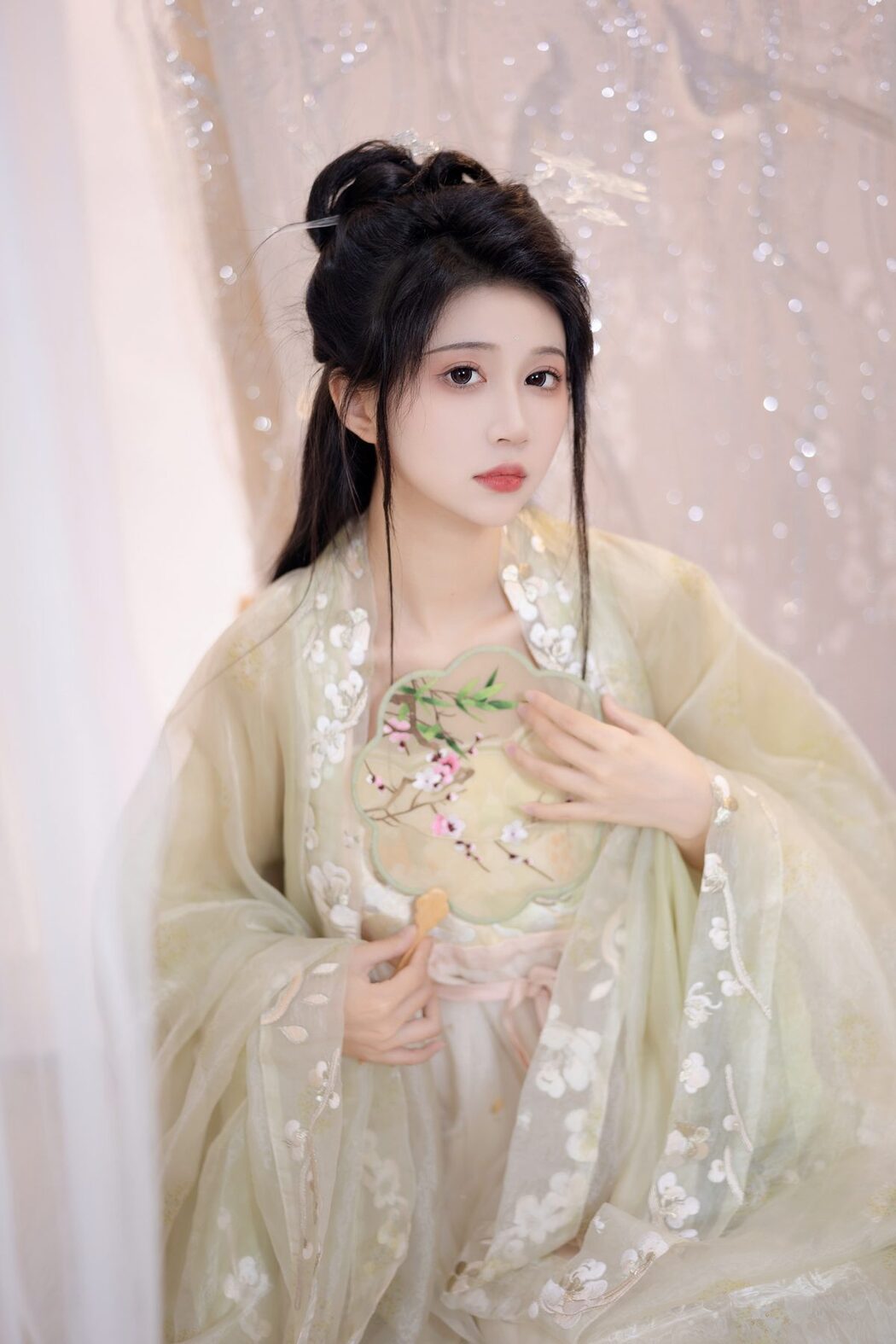 YiTuYu艺图语 Vol.4143 Qi Luo Sheng De Xiao Su Su