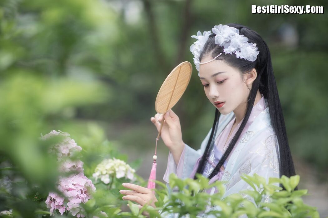 YiTuYu艺图语 Vol.4100 Qiu Da Da