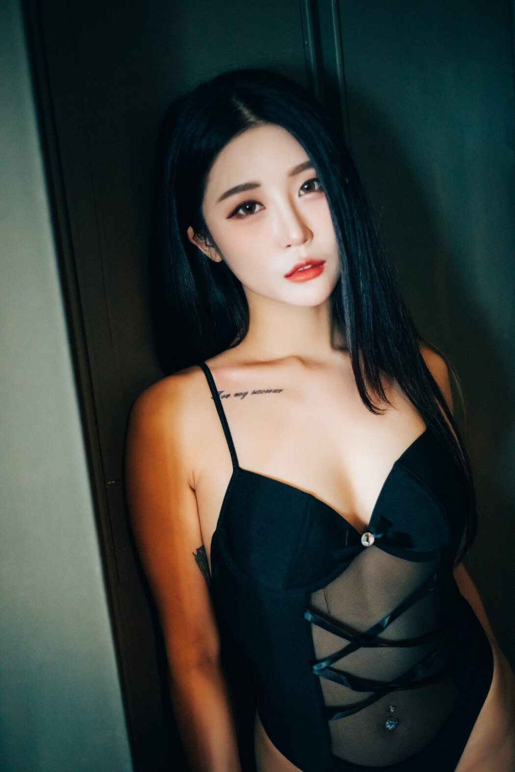 Loozy Bomi 보미 – Roomate