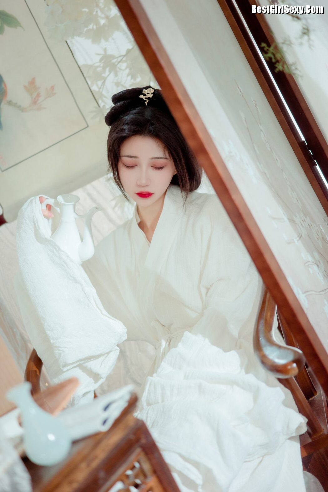 YiTuYu艺图语 Vol.4126 Qi Luo Sheng De Xiao Su Su