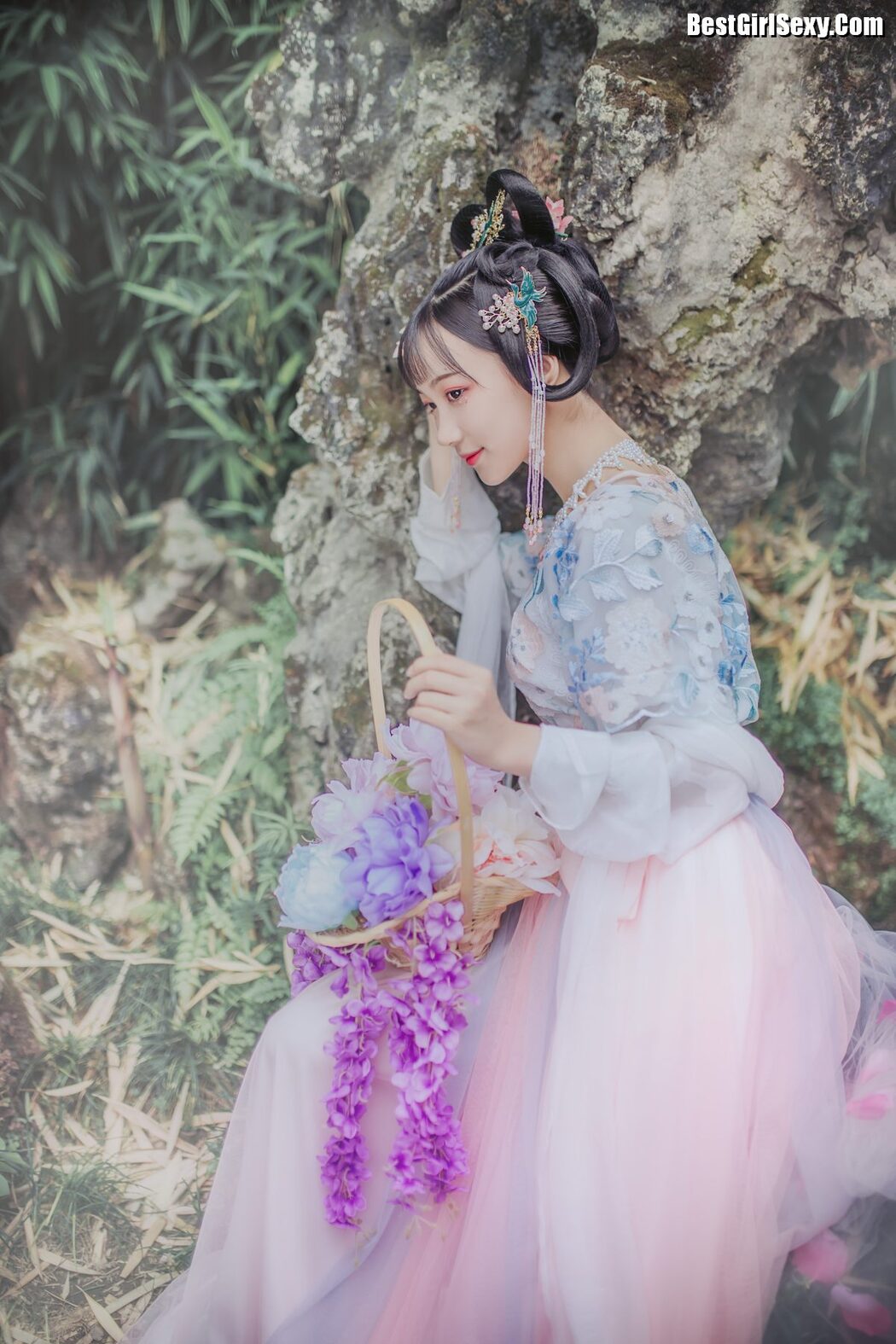 YiTuYu艺图语 Vol.4095 Qi Luo Sheng De Xiao Su Su