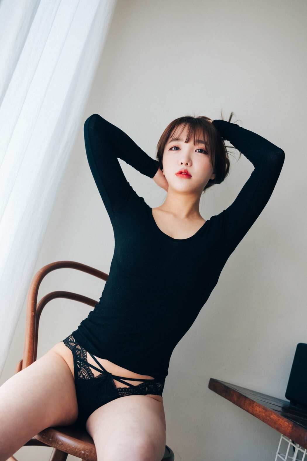 Loozy Maximum Vol.1 – Son Ye-Eun 손예은