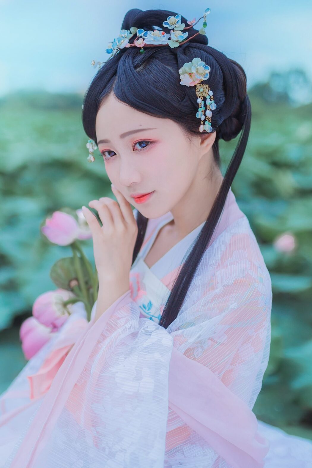 YiTuYu艺图语 Vol.4138 Qi Luo Sheng De Xiao Su Su Cover Photo