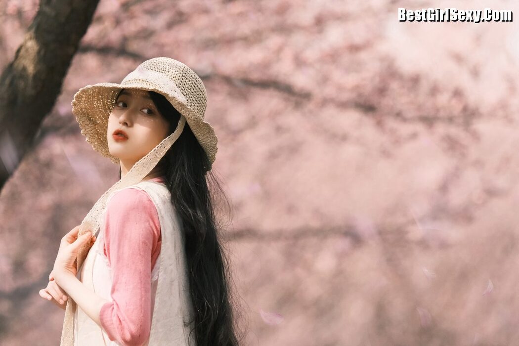 YiTuYu艺图语 Vol.4062 Li You