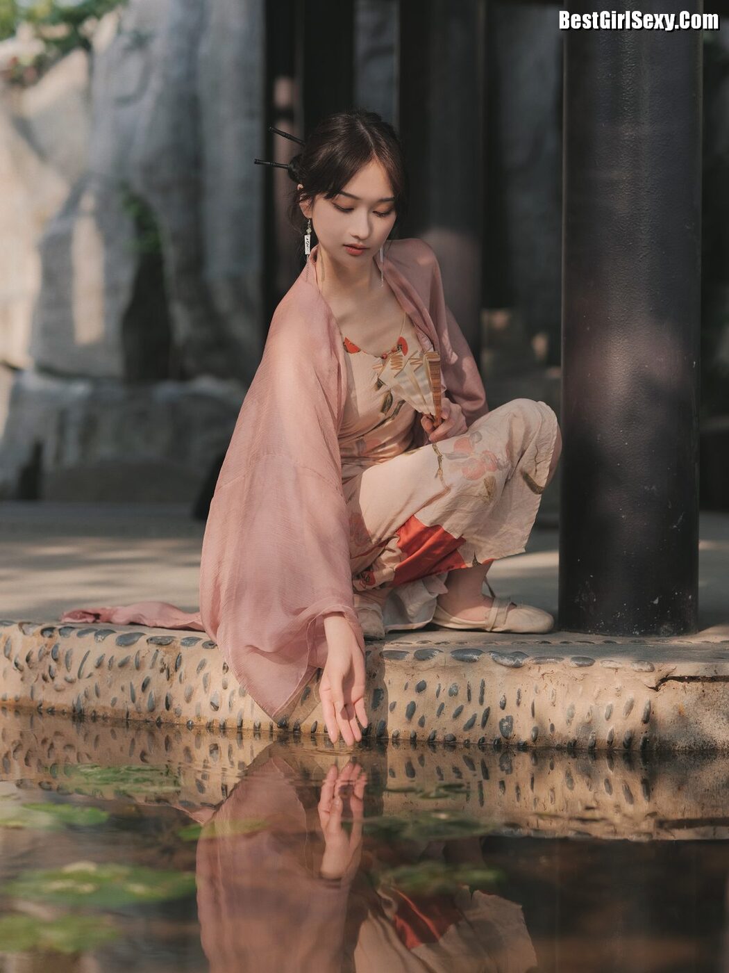 YiTuYu艺图语 Vol.4127 Da Wai Wai Ge