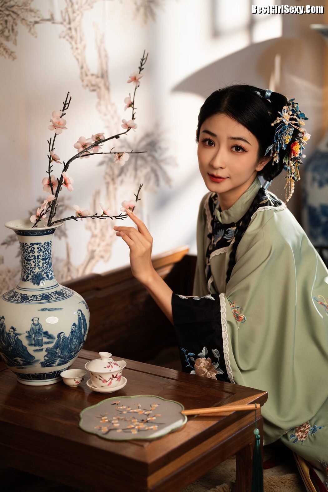 YiTuYu艺图语 Vol.4021 Xiao Ze
