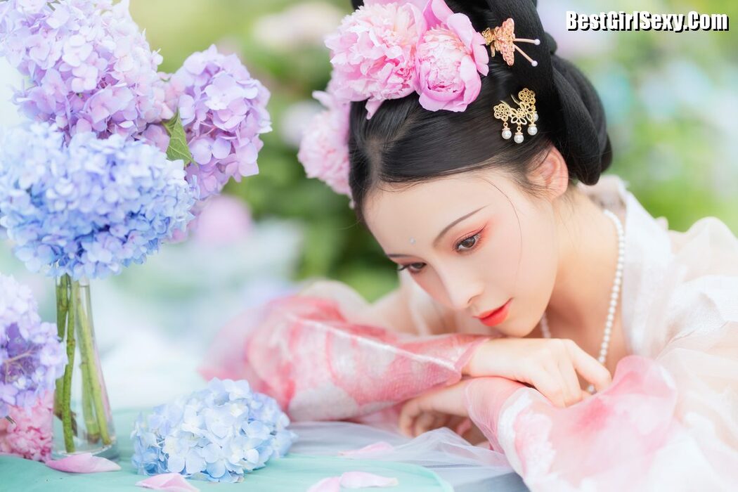 YiTuYu艺图语 Vol.4054 Yi Xiao Zhi Zhi Zhi Zhi