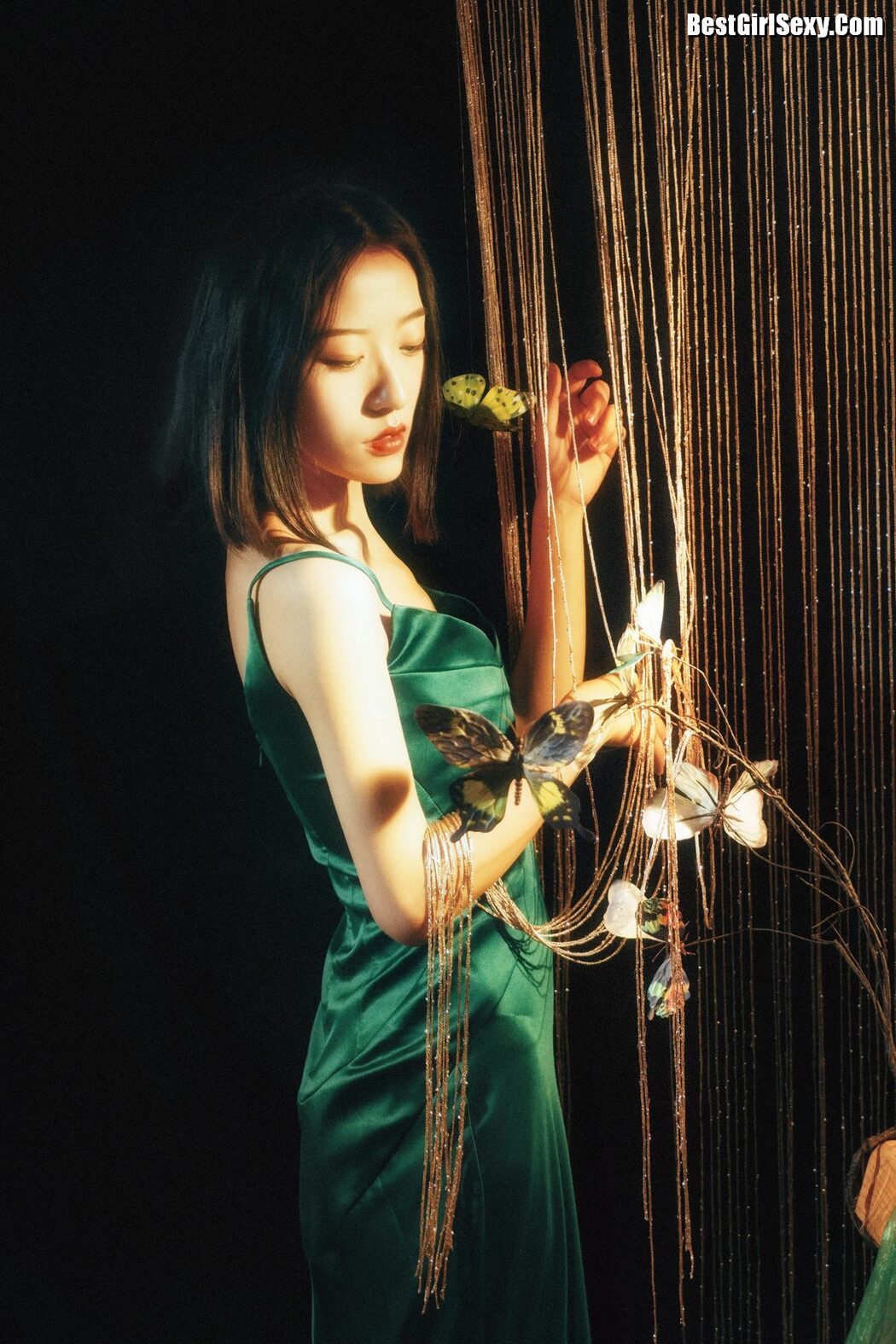 YiTuYu艺图语 Vol.4037 Mo Mo