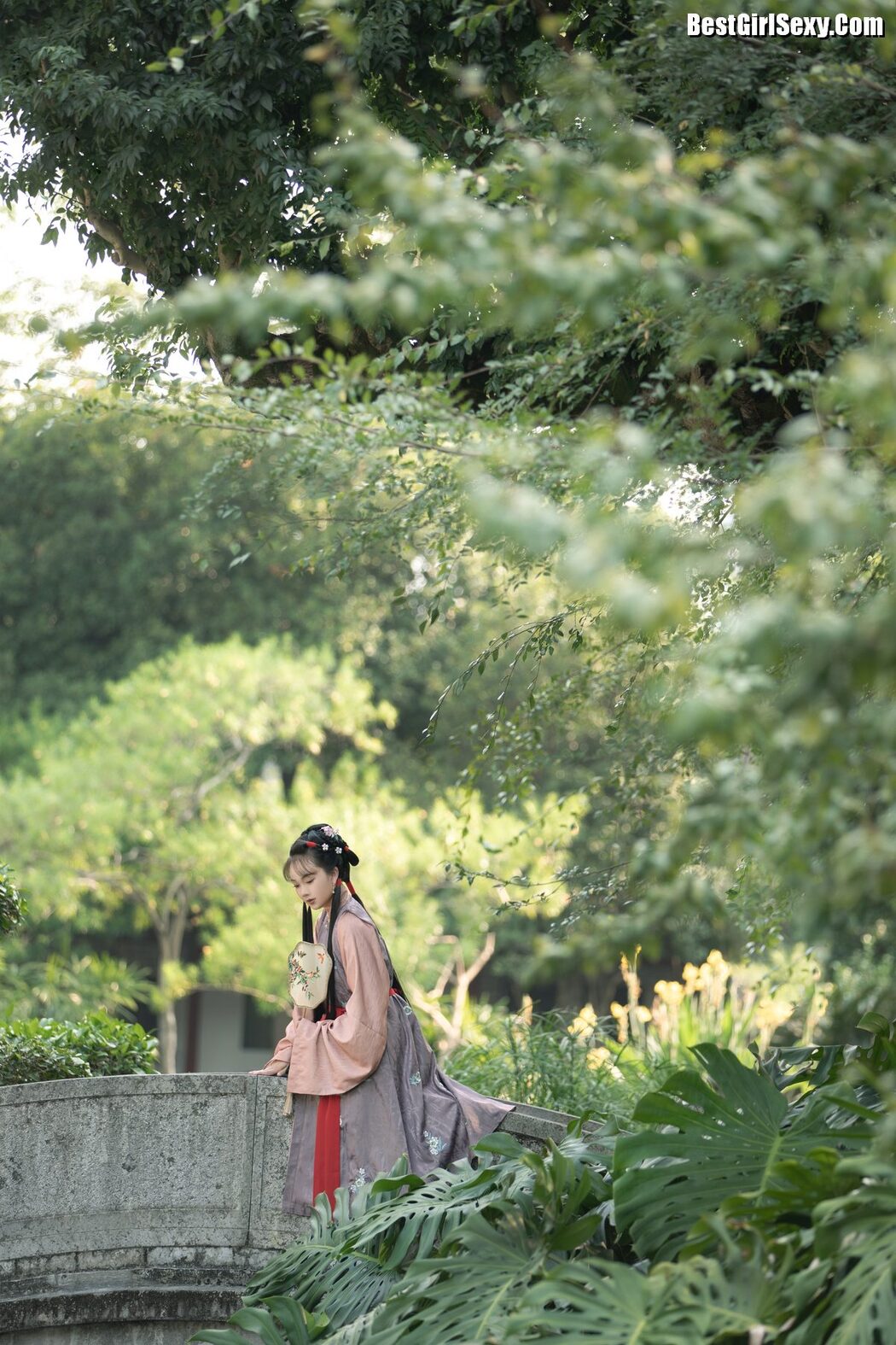 YiTuYu艺图语 Vol.4072 Qiu Da Da