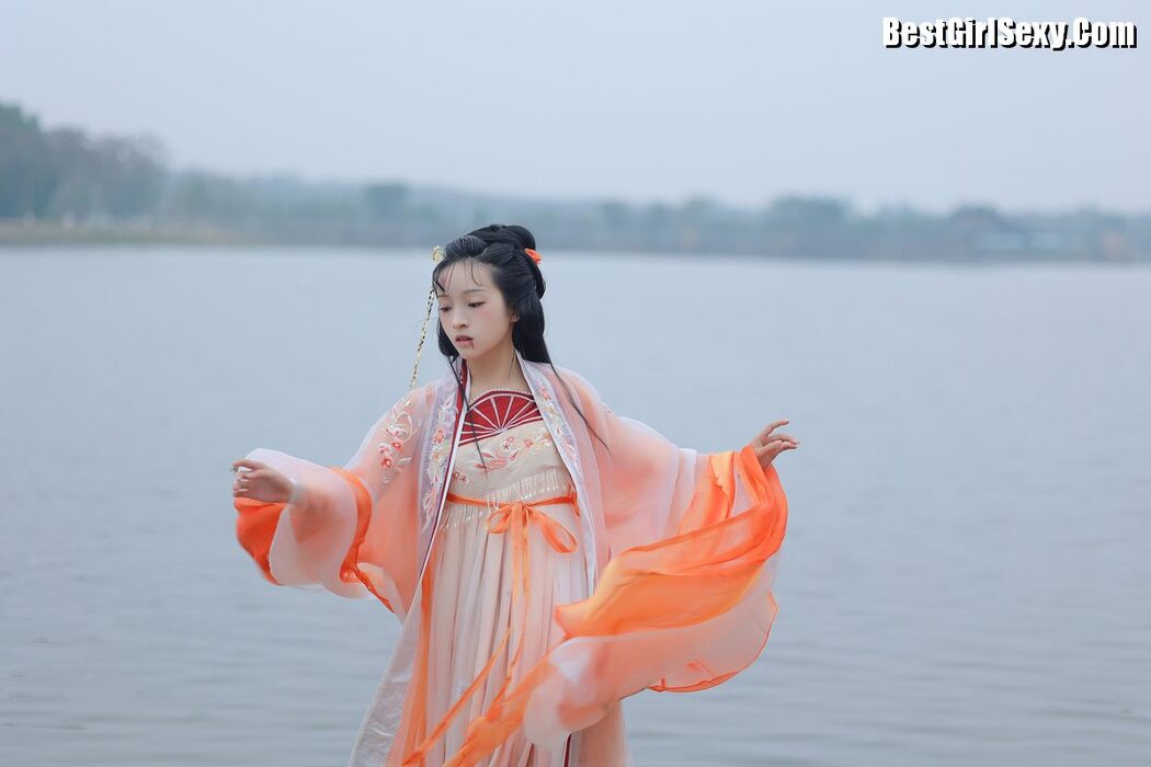 YiTuYu艺图语 Vol.4048 Jun Yin Lan