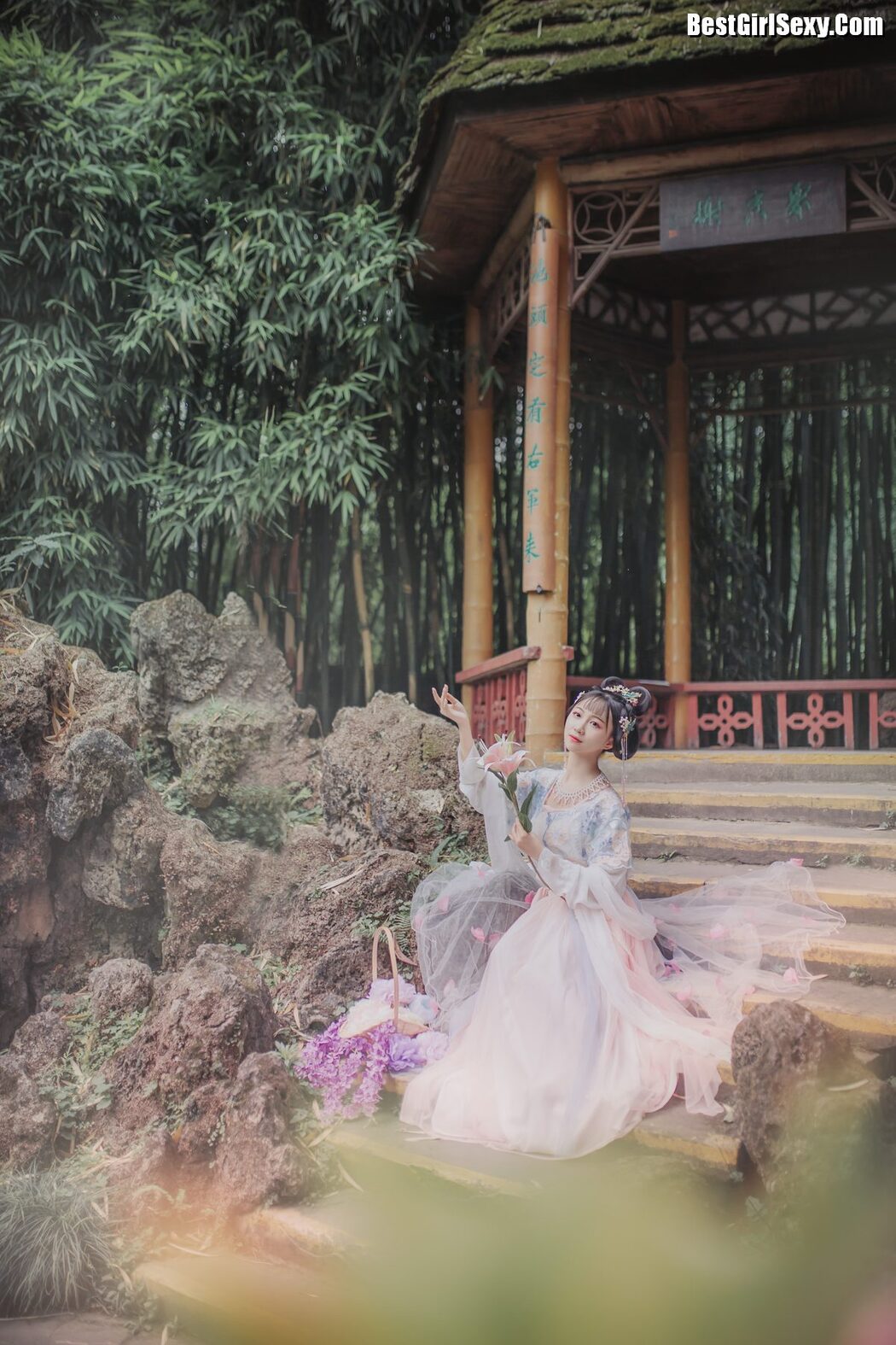 YiTuYu艺图语 Vol.4095 Qi Luo Sheng De Xiao Su Su
