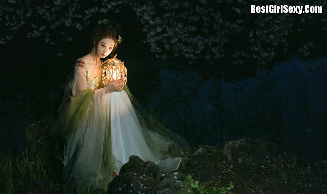 YiTuYu艺图语 Vol.4025 Shu Li
