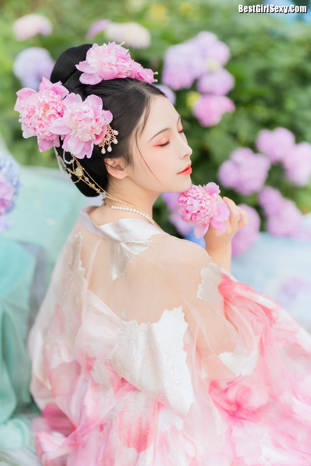 YiTuYu艺图语 Vol.4054 Yi Xiao Zhi Zhi Zhi Zhi