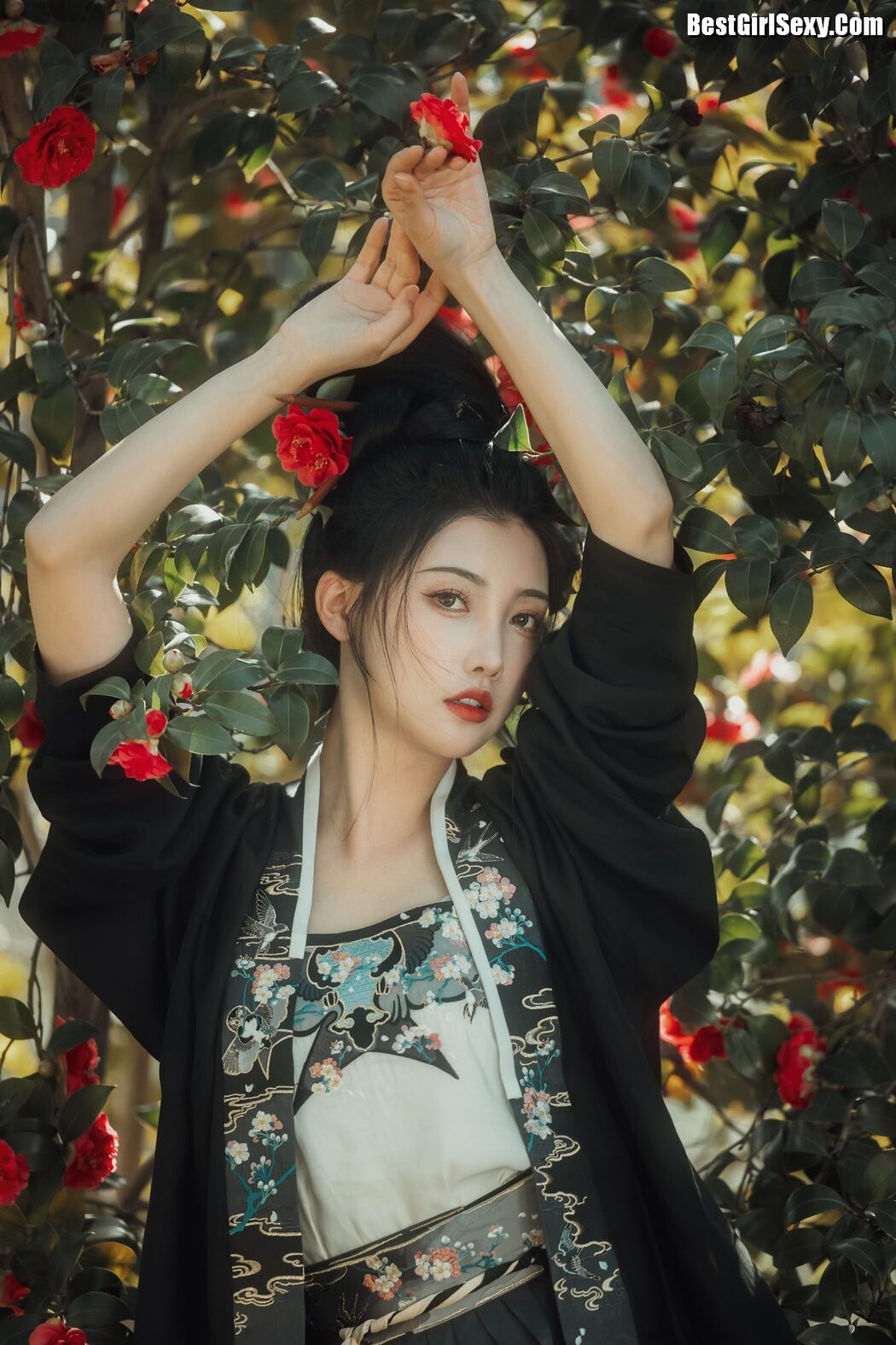 YiTuYu艺图语 Vol.4004 Su Su