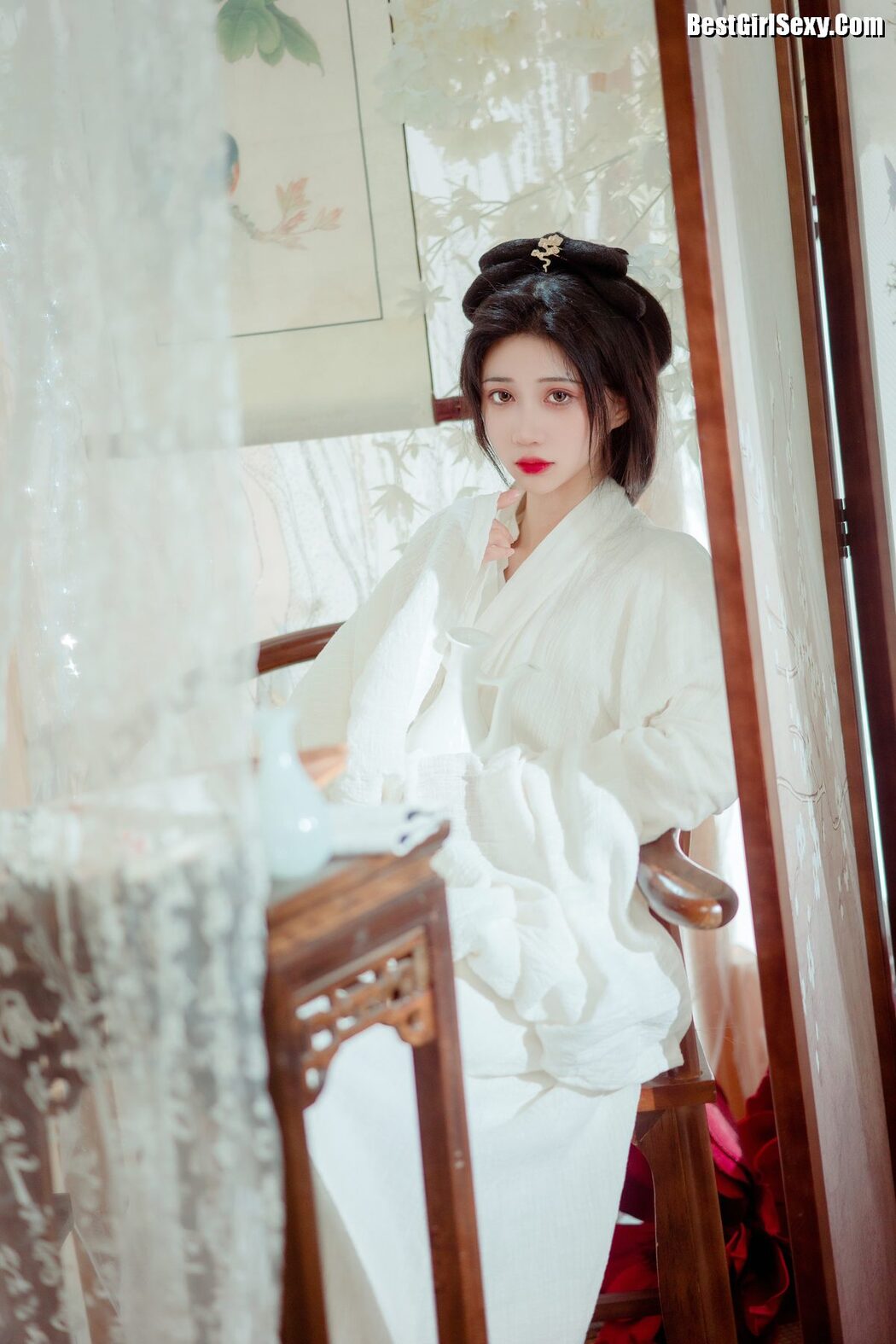 YiTuYu艺图语 Vol.4126 Qi Luo Sheng De Xiao Su Su