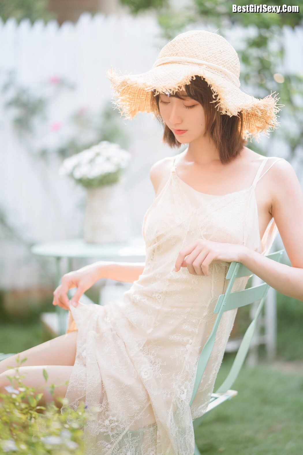 YiTuYu艺图语 Vol.4012 Mu Mian Mian VWV