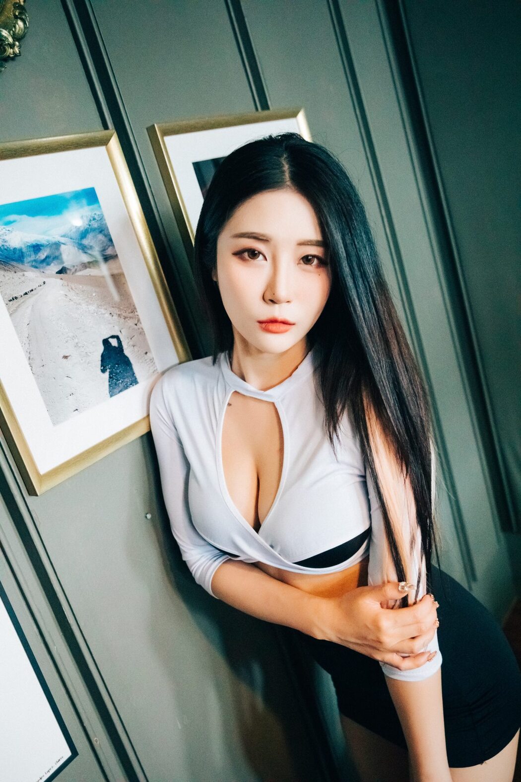 Loozy Bomi 보미 – Roomate