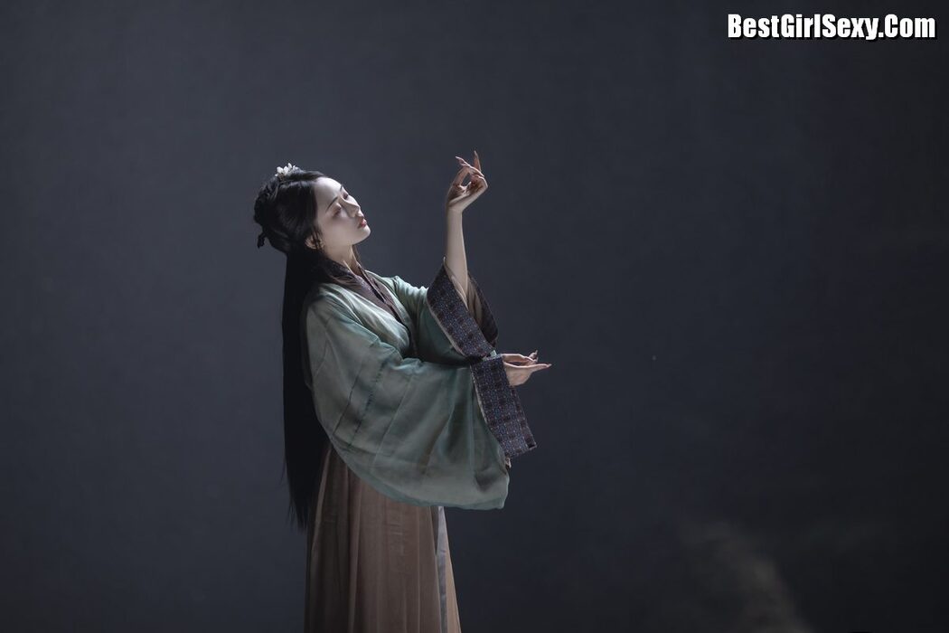 YiTuYu艺图语 Vol.4031 Su Mei Zai Lu Shang