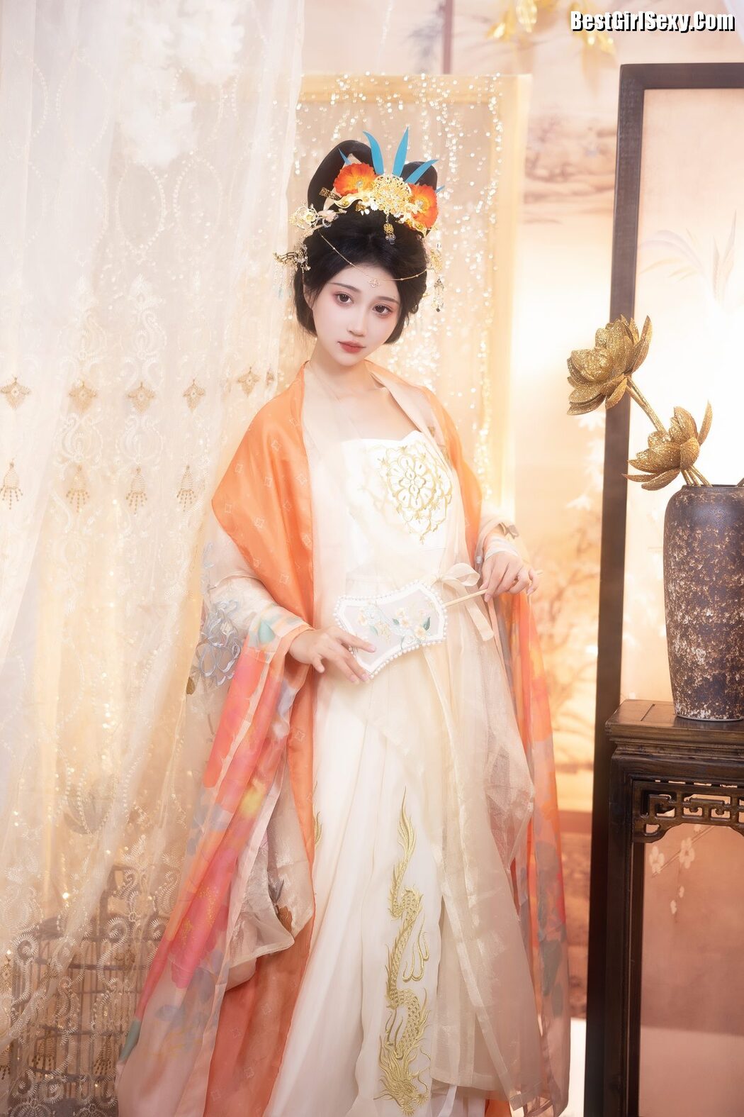 YiTuYu艺图语 Vol.4005 Qi Luo Sheng De Xiao Su Su