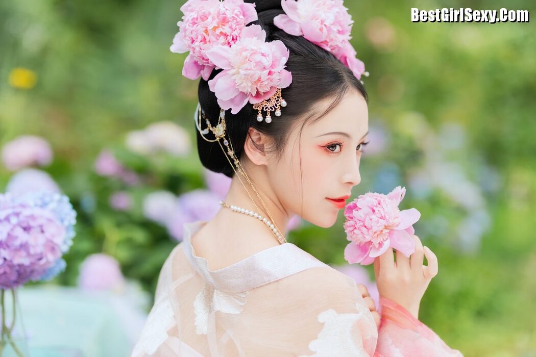 YiTuYu艺图语 Vol.4054 Yi Xiao Zhi Zhi Zhi Zhi