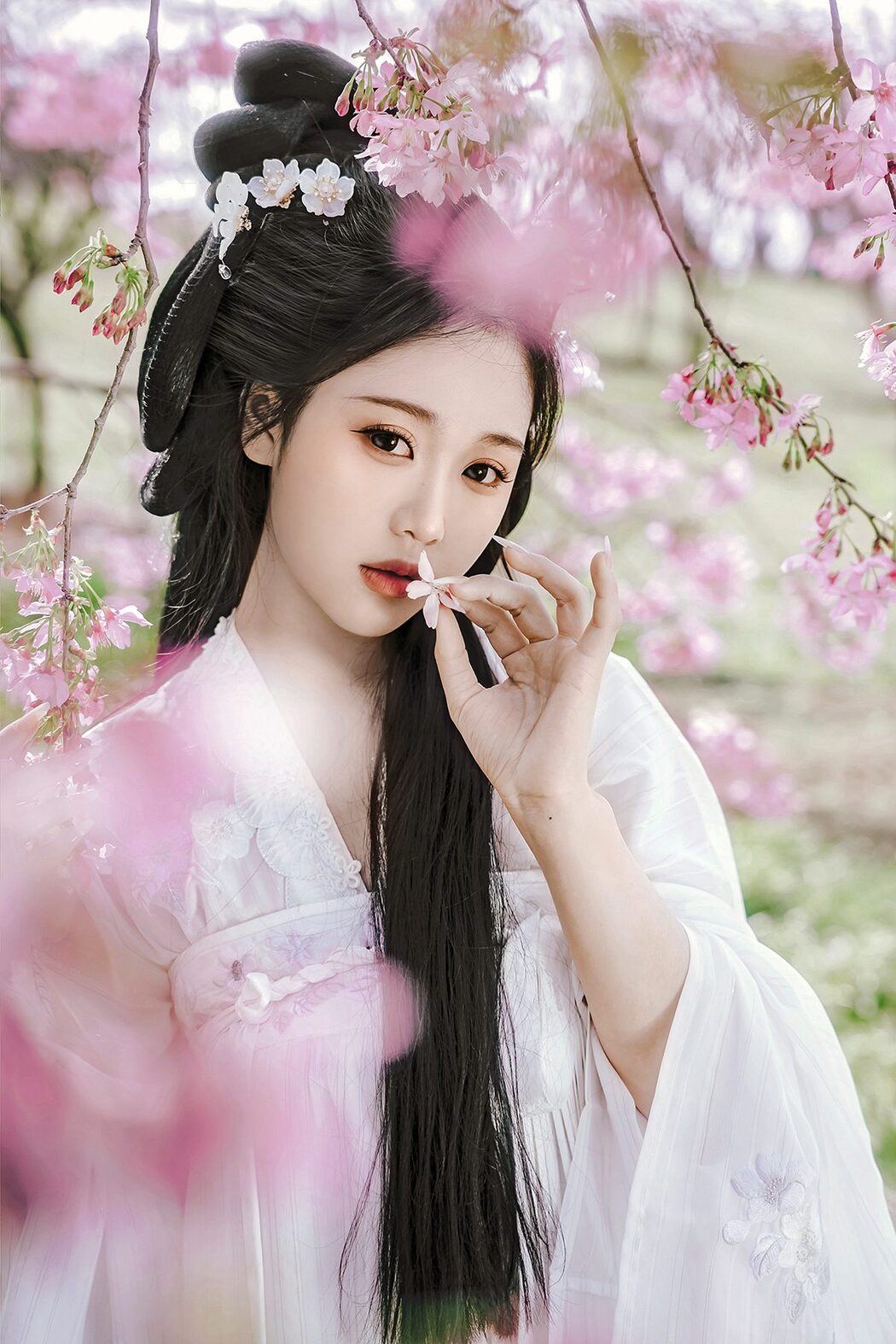 YiTuYu艺图语 Vol.4017 Miao Cui Jiao Cover Photo