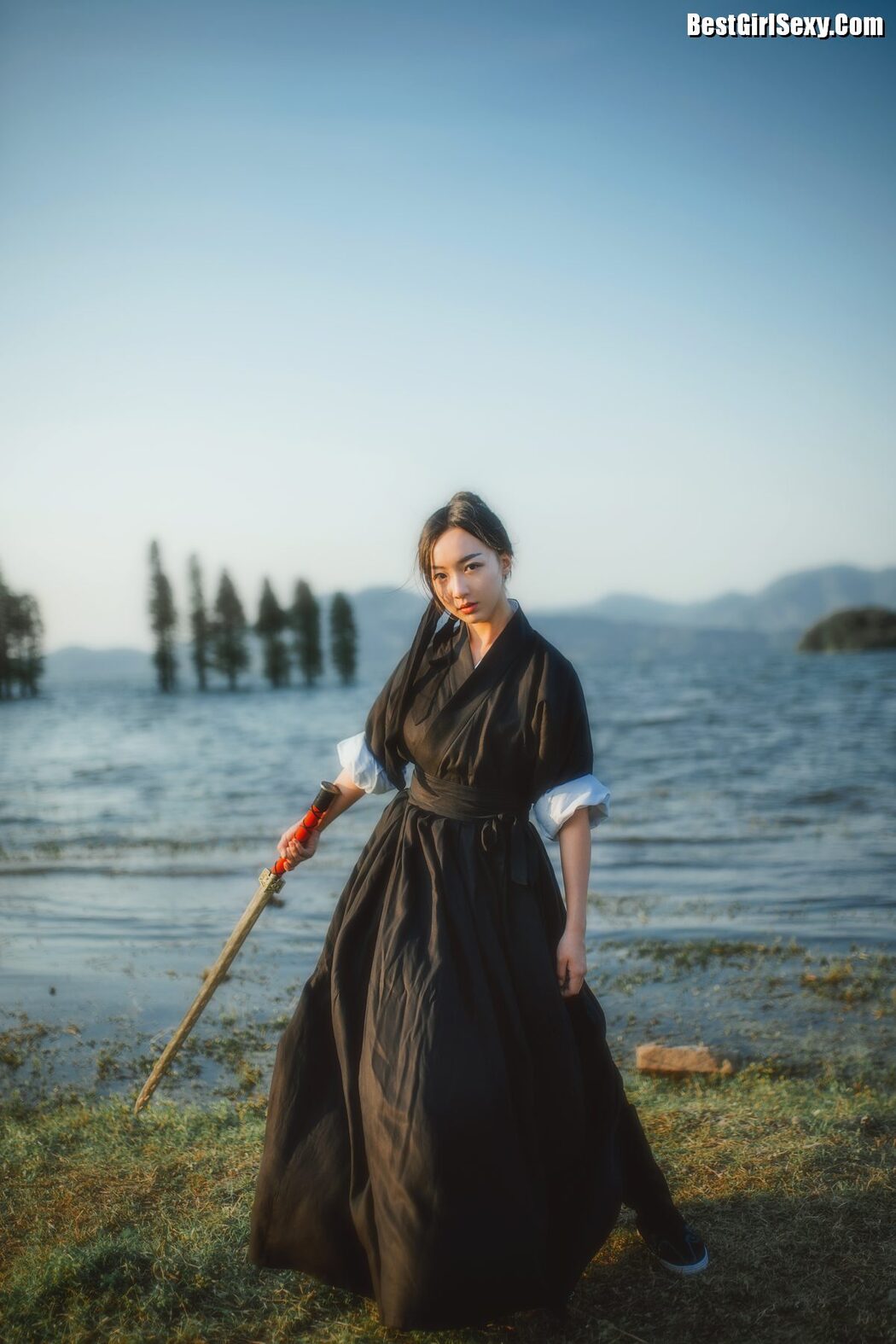YiTuYu艺图语 Vol.4081 Pi Pi De Chao Ren Jie Jie