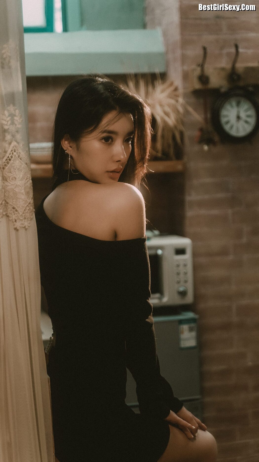 YiTuYu艺图语 Vol.4024 Yue Yue