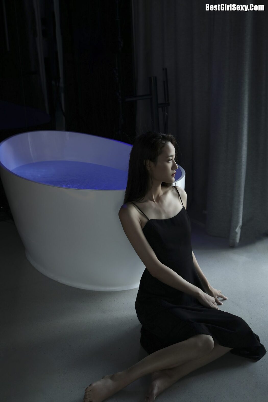 YiTuYu艺图语 Vol.4120 Zhou Xu Xu