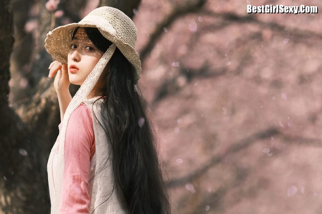 YiTuYu艺图语 Vol.4062 Li You