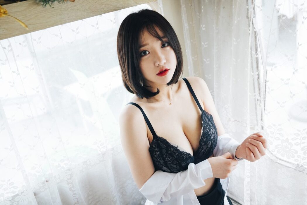 Loozy Officegirls Vacation Vol.2 Son Ye-Eun 손예은