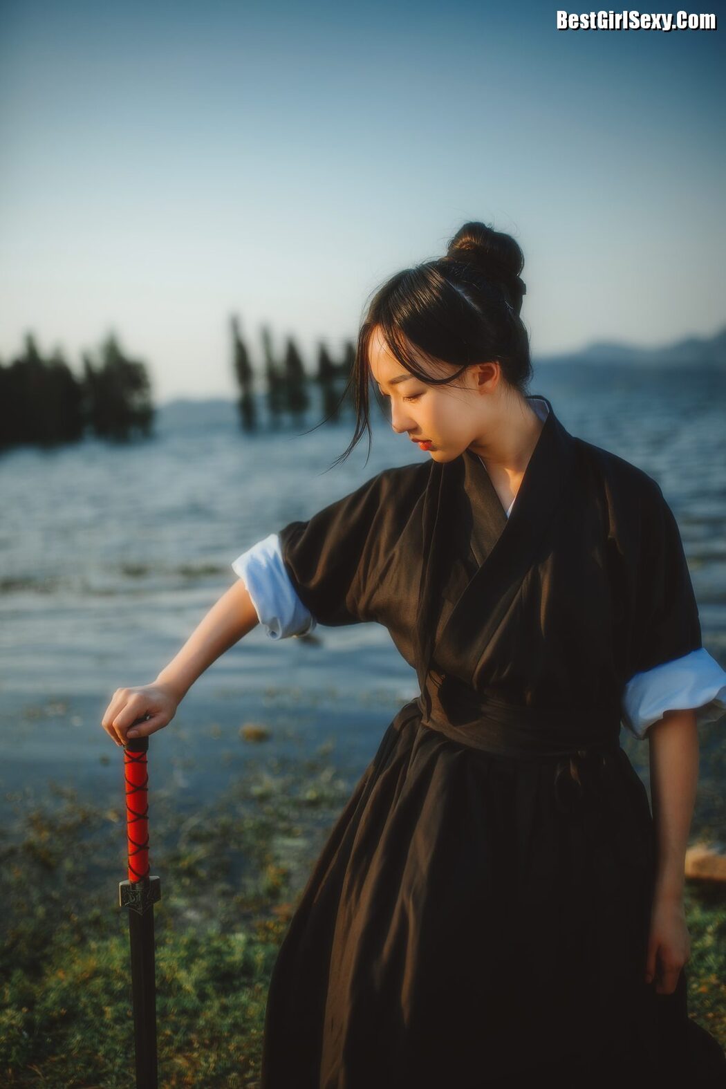 YiTuYu艺图语 Vol.4081 Pi Pi De Chao Ren Jie Jie