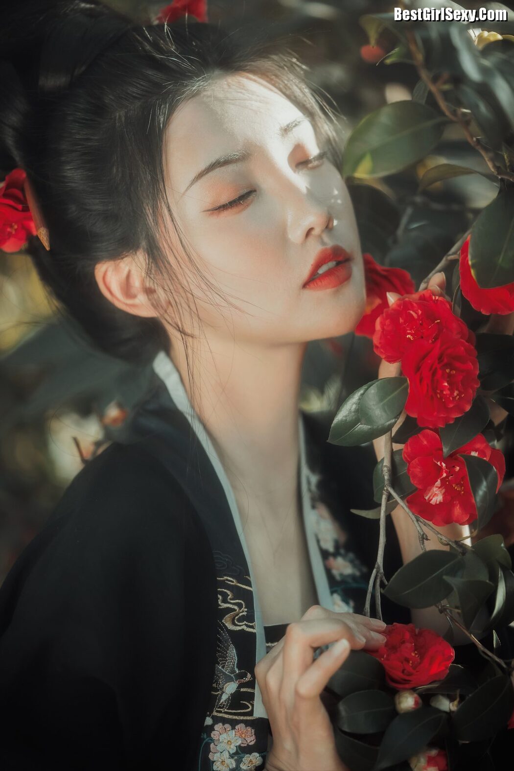 YiTuYu艺图语 Vol.4004 Su Su