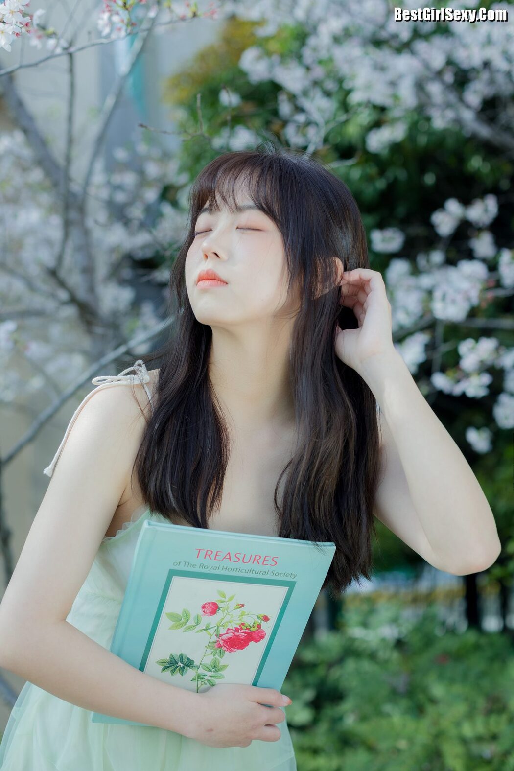 YiTuYu艺图语 Vol.4075 Ha Ji Ma Hua